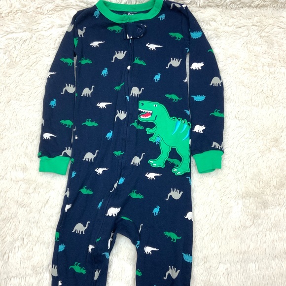 NWOT Dinosaur zip up pajamas. Size 3t - Picture 2 of 6